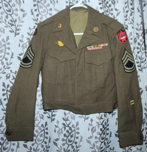 Vintage  WWII U.S. ARMY IKE JACKET Wool Short MILITARY UNIFORM COAT Patches!