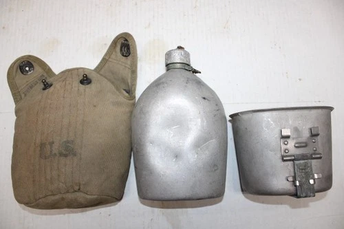 US Military Issue WW2 Era 1942 Water Canteen with Cup Canvas Pouch Khaki  JC35