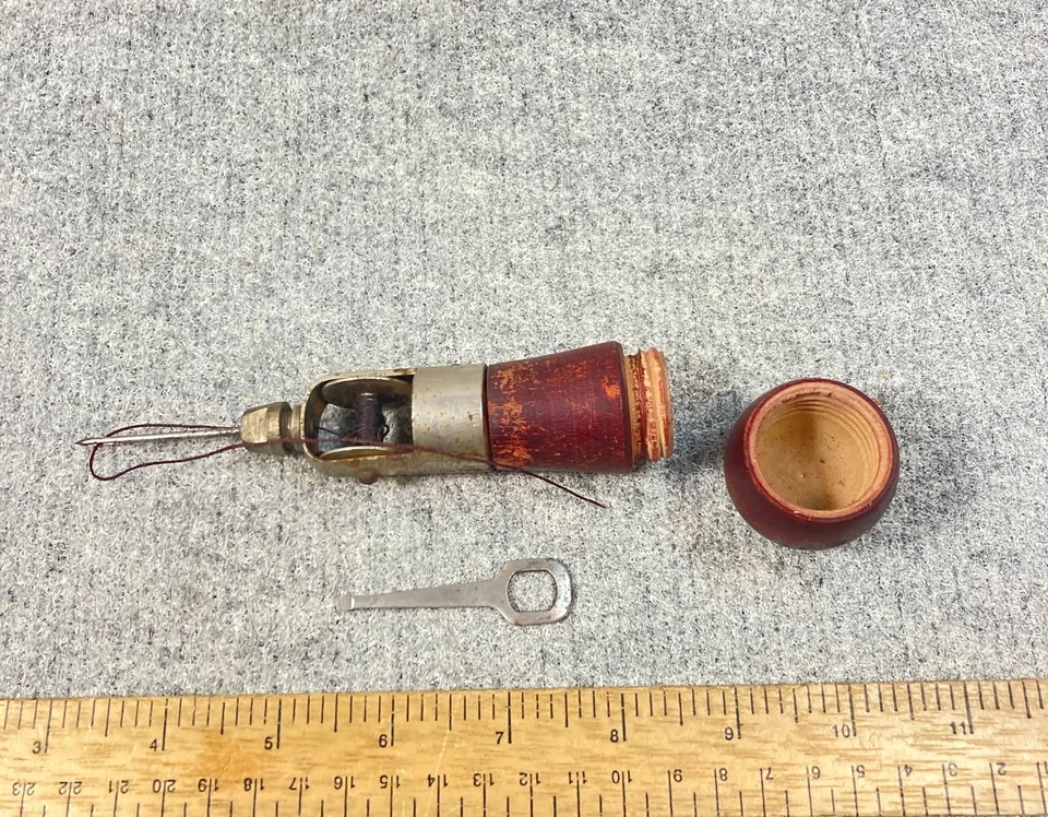 Vintage C.S. Awl de coser Osbourne automático #413 costura de cuero EE. UU. Foto 2 de 4