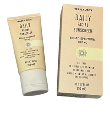 Trader Joe’s Daily Facial Sunscreen Broad Spectrum SPF 40 Invisible Gel