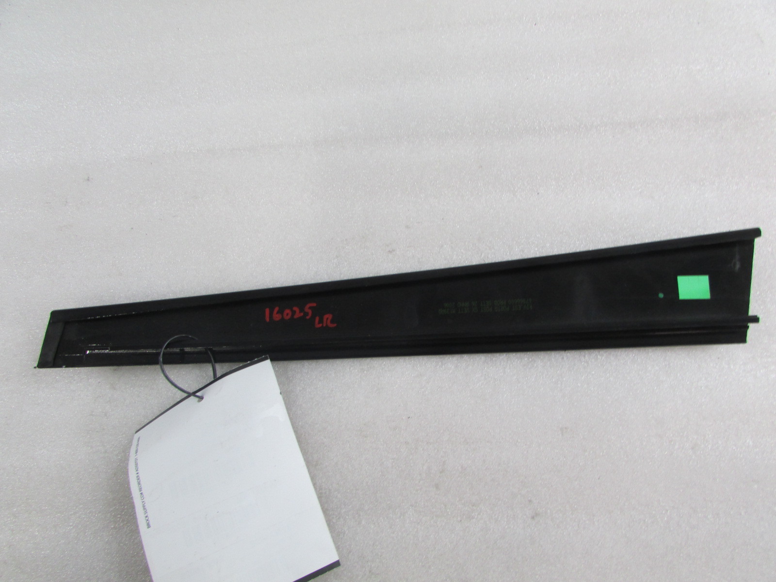 Maserati Quattroporte, Left Rear Door Outer B-Pillar Moulding, Used, 67066600