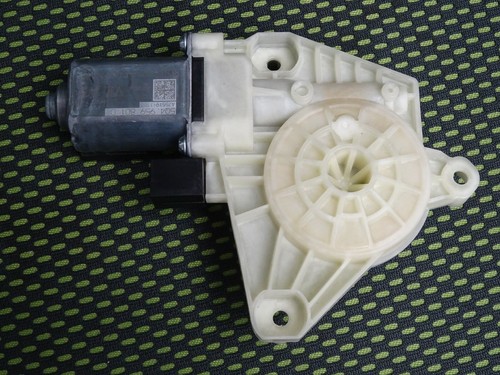 Original VW Passat 3G B8 Fensterhebermotor hinten rechts 5Q4959801D