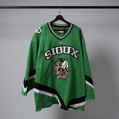 #ad Vintage Nike University North Dakota UND Fighting Sioux Hockey Jersey Sz: XL $300.00