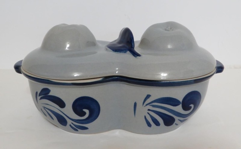 Vintage Double Apple Casserole Baking Dish with Lid Ceramic Pottery