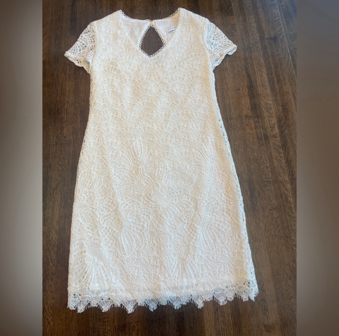 trina turk white lace dress Trina Turk White Lace Dress - Size 2