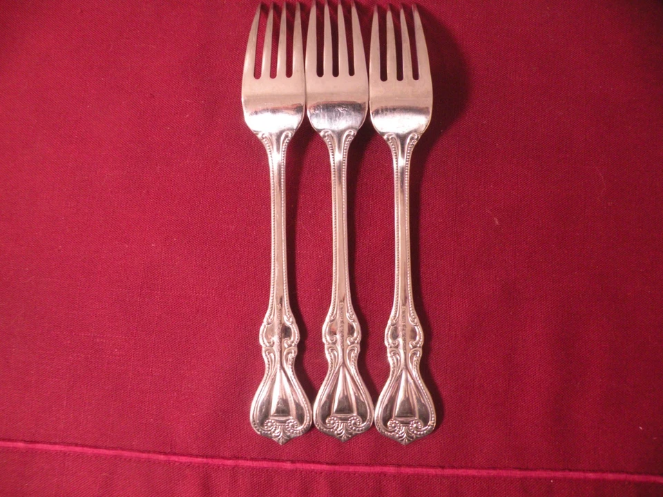 Set Of 3 Towle Old Colonial 18/10 Stainless Dinner Forks Flatware 8" - Image 4 of 4