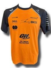 LANDO NORRIS SIGNED MCLAREN CASTORE FORMULA 1 T-SHIRT (ACG CERT AG16977)