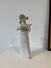 Perfect VINTAGE Lladro / Girl Playing Mandolin / Guitar Figurine 4871