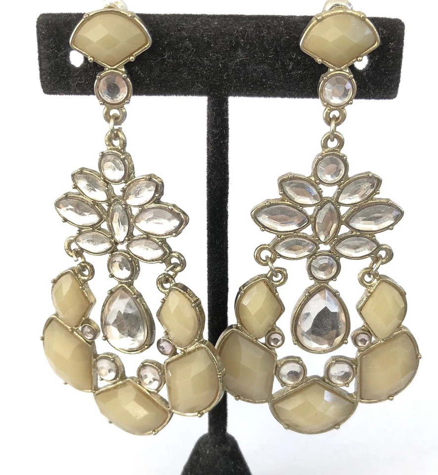 Pendientes colgantes súper largos de diamantes de imitación, pendientes perforados Foto 2 de 3