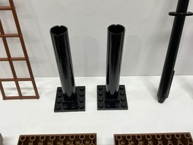 vintage Lego: Pirates 6285 Black Seas Barracuda - Mast, Mast Rigging, Boat Hull