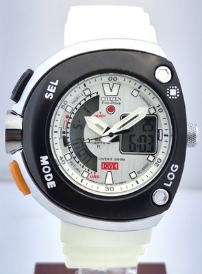 Citizen Eco-Drive Aqualand Diver Men s Watch Ana-Digi white Rubber Strap