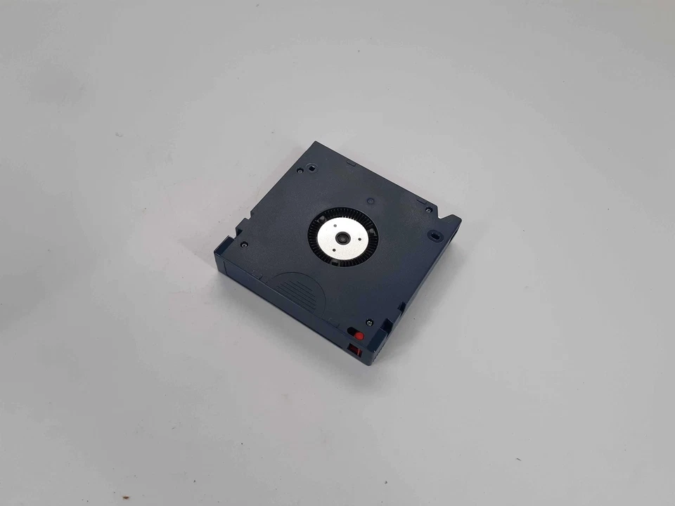 IBM 24R1922 Ultrium®Linear Tape-Open Cartridge 400GB - Image 4 of 4