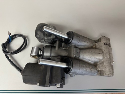 #ad 6 MONTH WARRANTY 64E 43800 00 4D Yamaha 90 115 130 Power Trim and Tilt Unit $350.00