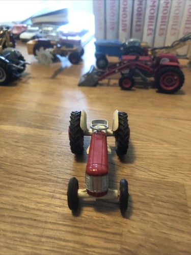 CORGI MASSEY FERGUSON 65 TRACTOR - Picture 3 of 5