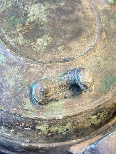 Chinese bronze Tripod Ding food vessel beast face design foot tiger lid ware 鼎 - Picture 5 of 9