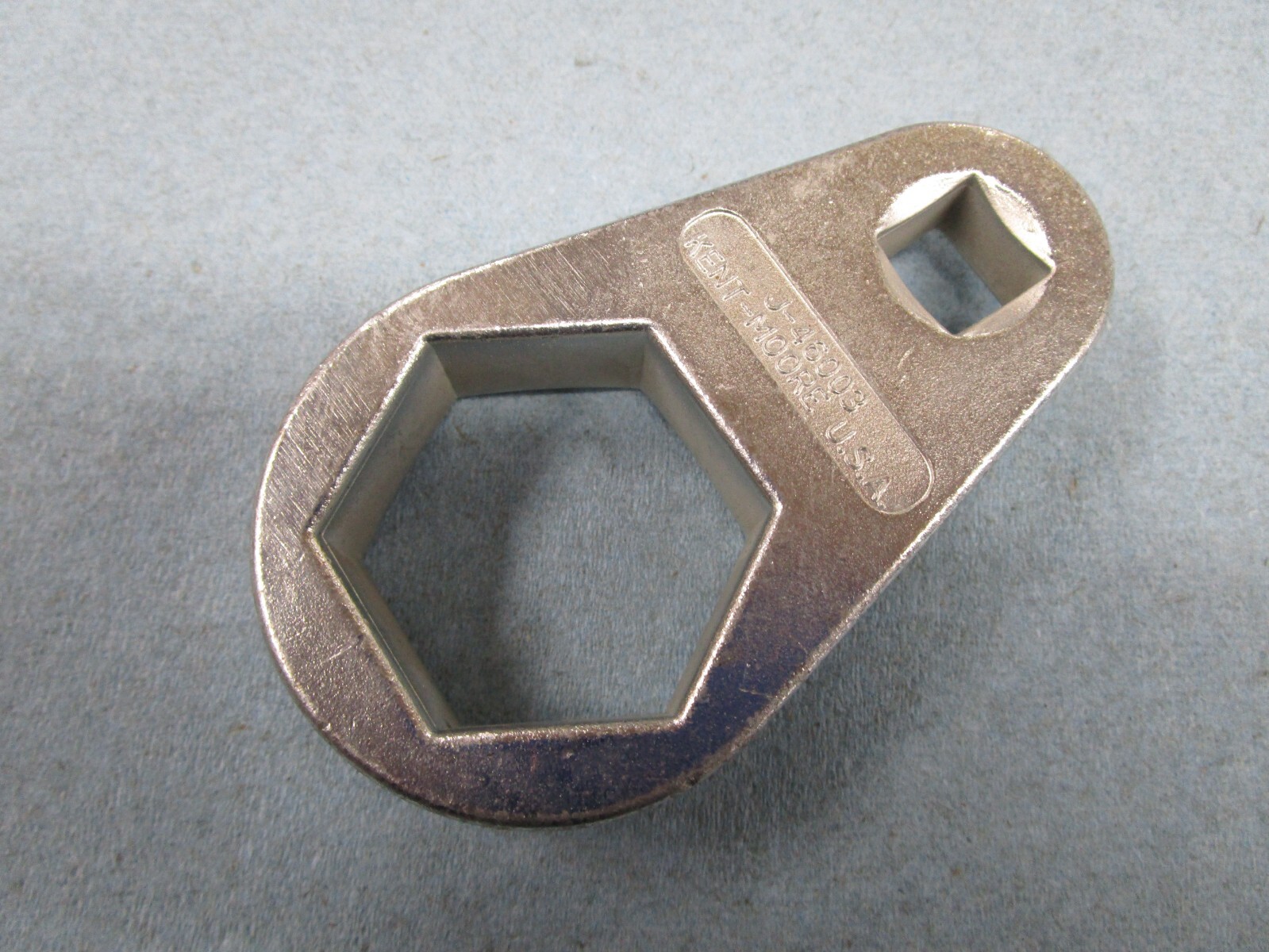 New KentMoore GM Vibe front transfer case output shaft locknut socket