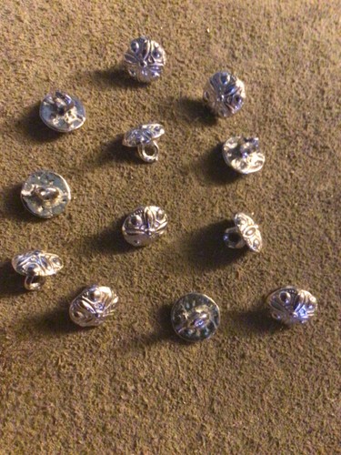 Pewter buttons 16mm patterned dome (12 pack) for historical clothing & costume. - Picture 3 of 3