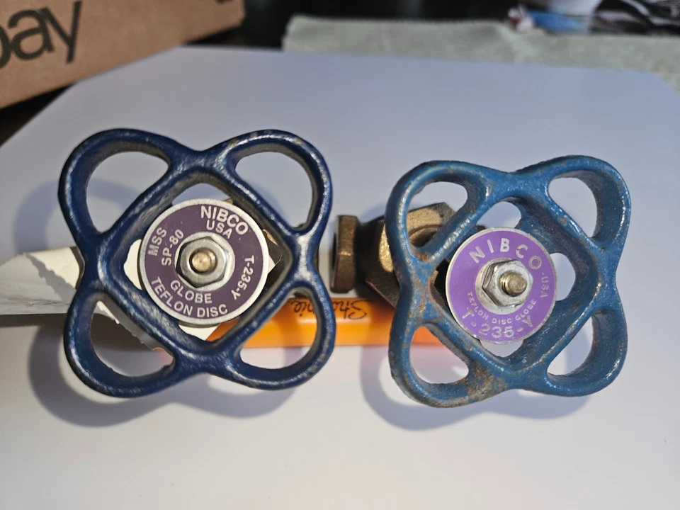 Nibco T-235-Y Bronze Globe Valve 1/4"- Each - Image 3 of 4