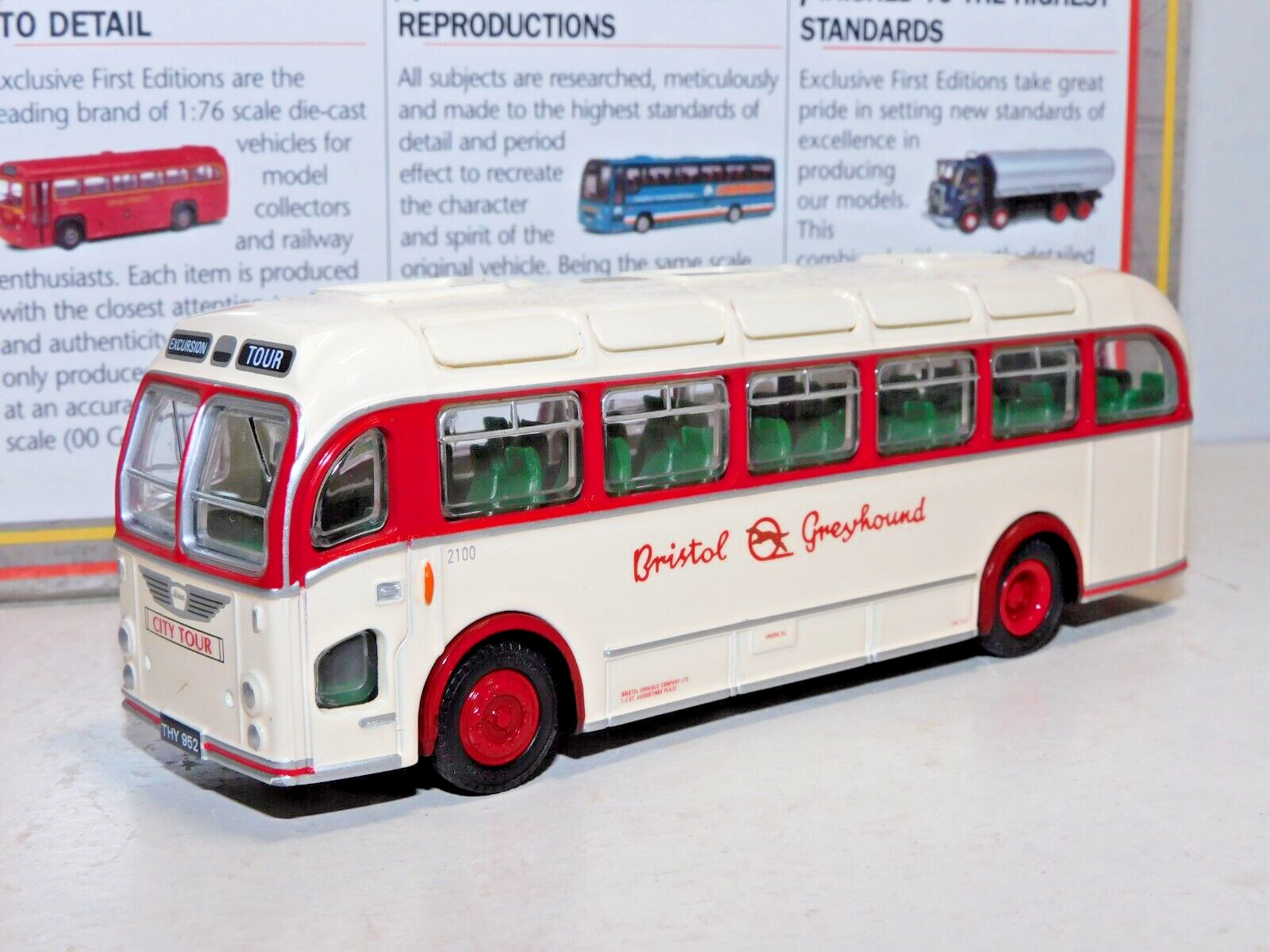 EFE BRISTOL MW/LS COACH BRISTOL OMNIBUS BRISTOL GREYHOUND 1/76 16220