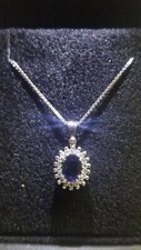COLLIER GIROCOLLO PRINCIPESSA ORO BIANCO 18 KT CON DIAMANTI E ZAFFIRO NATURALE