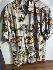 Pierre Cardin Hawaiian Shirt Men's Medium M Made in Korea Rayon Vintage Palm Tre