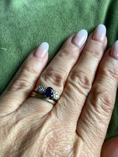 9caret Yellow Gold Oval 3 Stone Diamond and Sapphire Ring  324 grams size N
