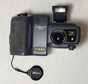 希少☆動作OK Nikon coolpix 995 充電器付き メルカリ