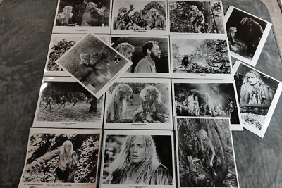 EAR CAVE CLAN Daryl Hannah The Clan of the Cave Bear Press Photos