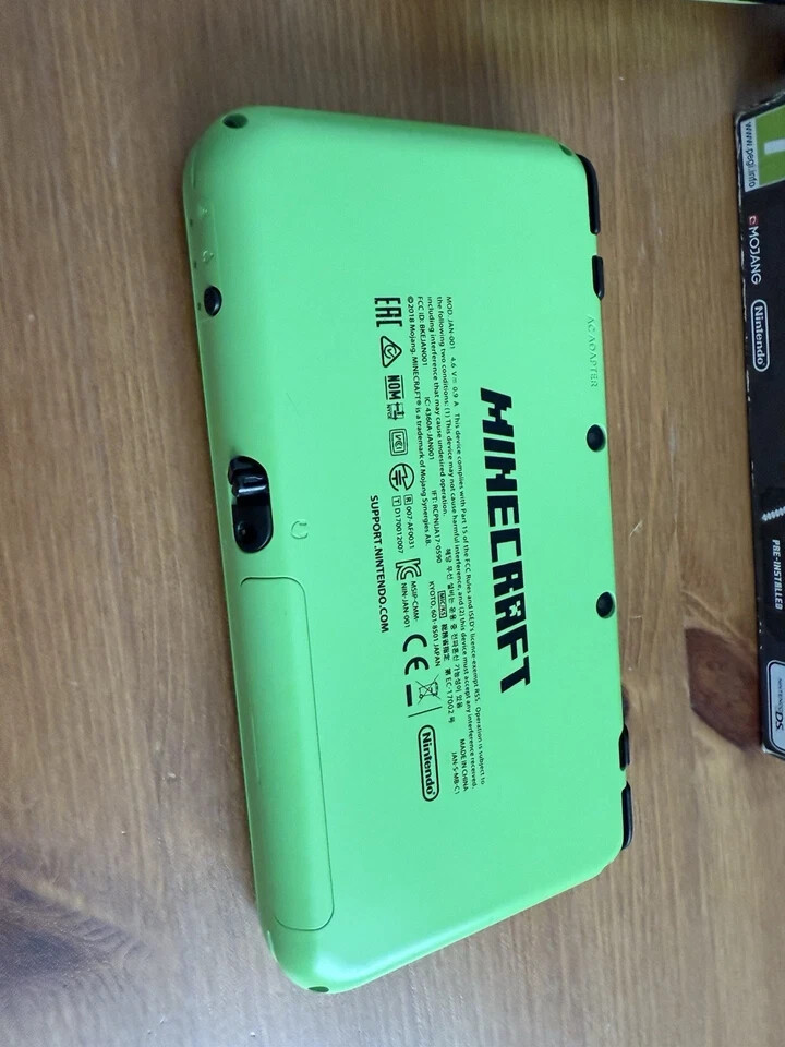New Nintendo 2DS XL Minecraft Creeper Edition - Handheld System