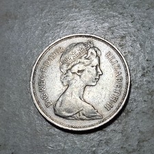 UNITED KINGDOM 🇬🇧 TEN (10) NEW PENCE COIN 1968 (QUEEN ELIZABETH II)