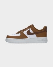 Nike AIR FORCE 107 - Sneaker low - hazelnut/fauna brown/white/metallic