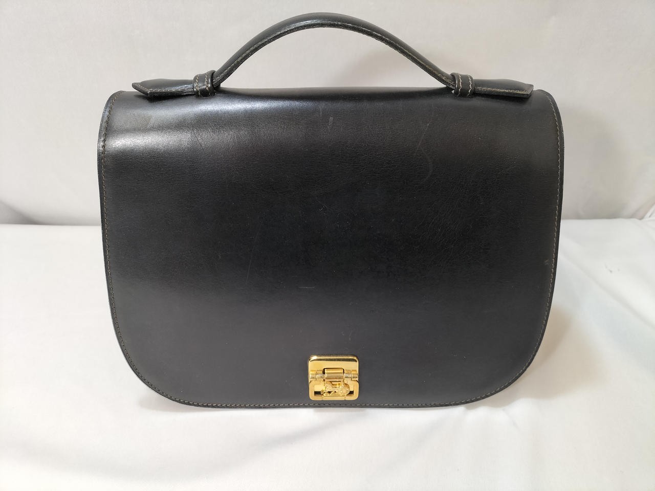 CELINE Leather Shoulder Bag for Women Stylish & Elegant-image