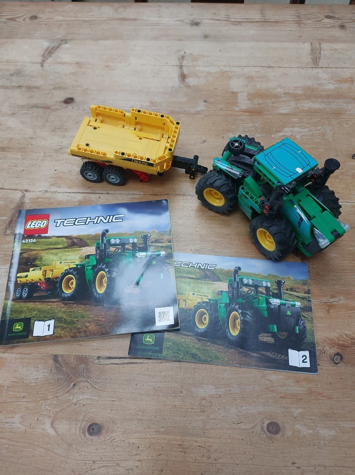 LEGO Technic 42136 John Deere 9620R 4WD Tractor, photo 1 of 5