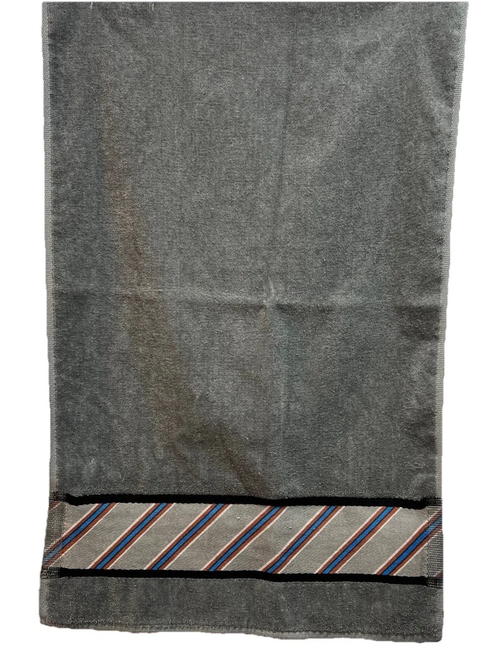 Juego de toallas de mano vintage años 80 con detalle de estampado de rayas diagonales 2 piezas gris azul 16 X 26 Foto 4 de 4