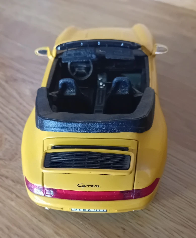 PORSCHE 911 CARRERA - Photo 4/4