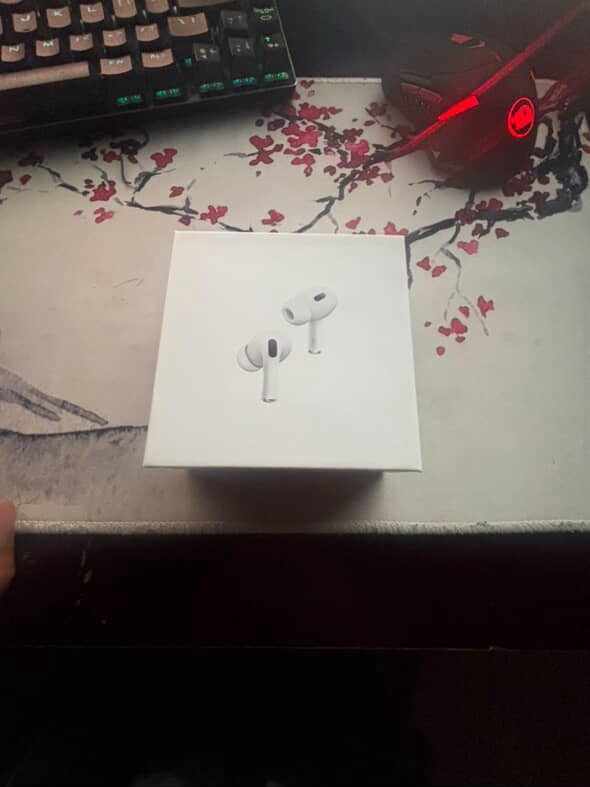 Apple AirPods Pro 2 White Wireless Earbuds with Noise Cancellation MQD83AM/A-image