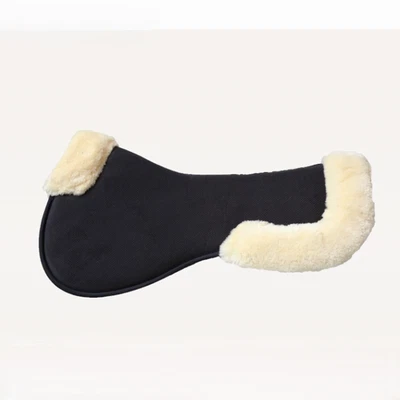 Kentucky Horsewear Lammfell 5-lagig anatomisch saughalbes Pad in schwarz Einheitsgröße - Bild 1 von 4