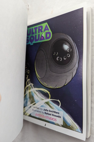 Ultra Squad #1; Graphic Novel 2018; Julia DeVillers; Rafael Rosado; 1st Ed - Picture 3 of 11