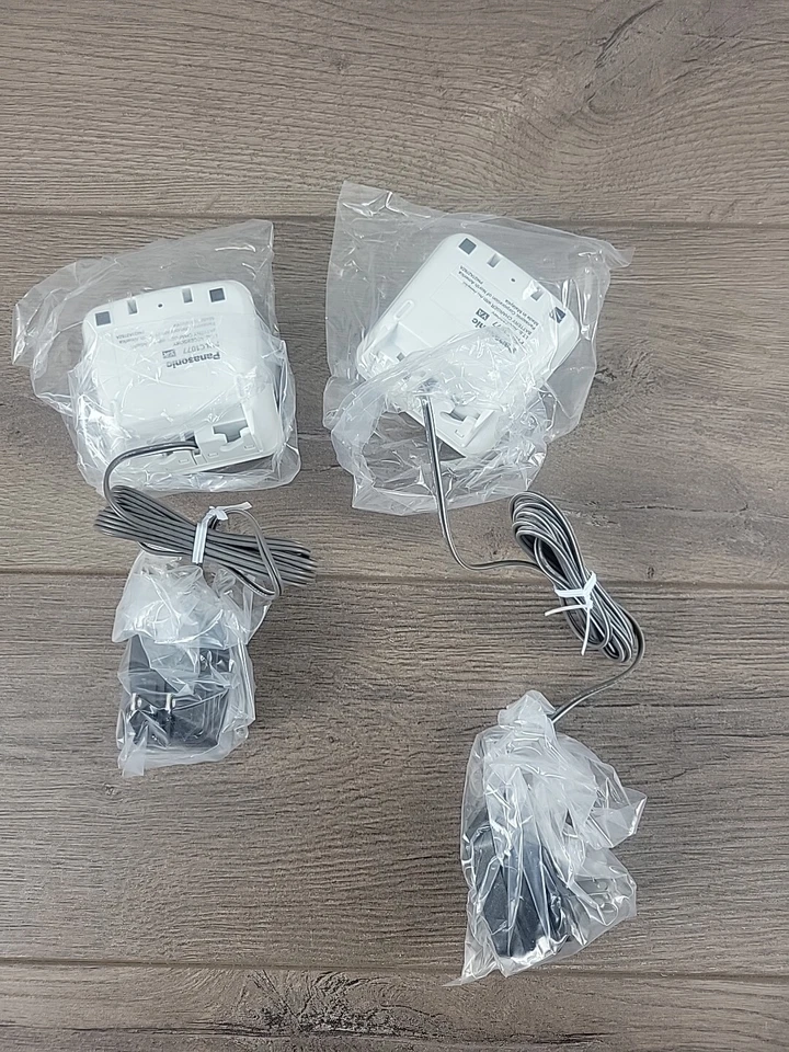 Panasonic KX-TGD533 Cordless Telephone 3 Handsets | New Damaged Box - Image 3 of 4