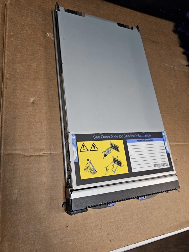 IBM 8843-01U BladeCenter HS20 Xeon 2.8GHz 1GB DDR2 Server 26K5967 25K9469 - Image 4 of 4