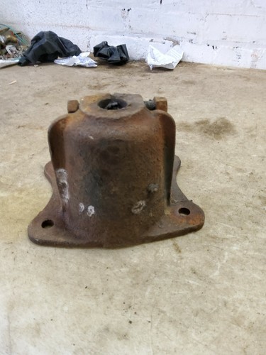 Dodge WC 1/2 ton rear spring hanger - Picture 2 of 3