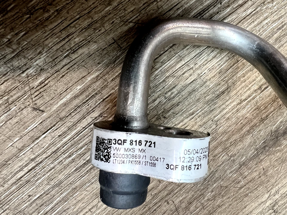 Manguera de succión Volkswagen 2018-2023 ASSY OEM pieza # 3QF-816-721 Foto 2 de 4