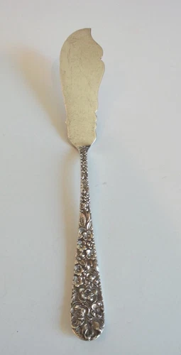 Stieff ROSE Repousse Sterling Silver Master Butter Spreader, Mono. "F L U"