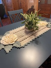 hand crochet 3d flower table runner