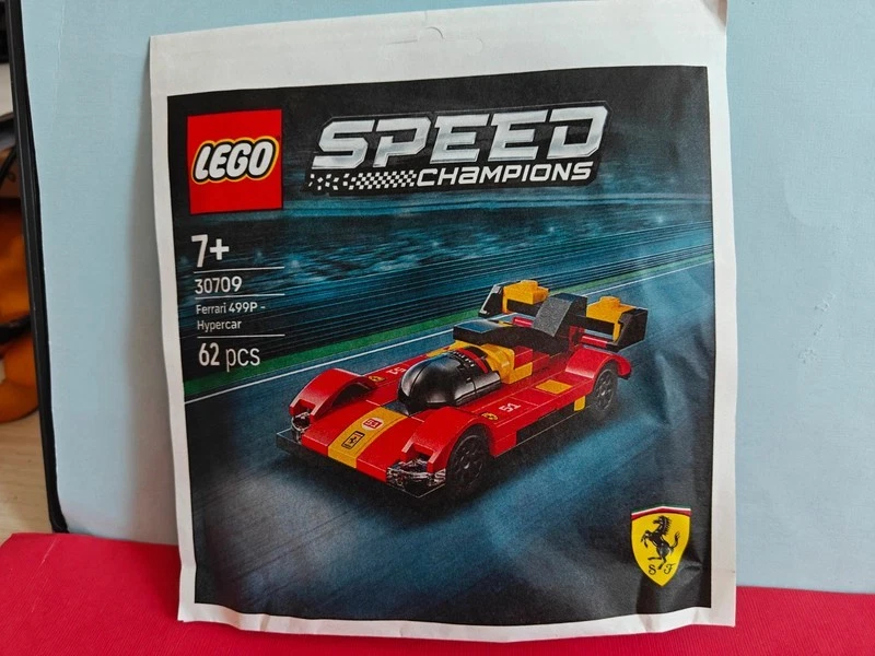 LEGO Speed Champions 30709 Ferrari 499P - Hypercar, photo 1 sur 5