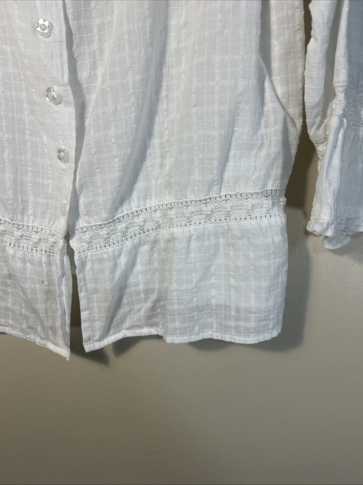Blusa Erika L Blanca Botón Peplum Dobladillo Cuello Redondo Boho Top Romántico Foto 3 de 4