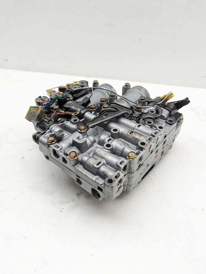 2001-2005 JAGUAR X TYPE V6 2.5L AUTOMATIC TRANSMISSION VALVE BODY - Image 3 of 4