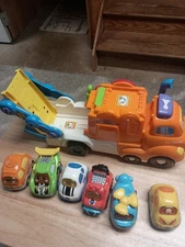 VTech TOOT-TOOT DRIVERS Car Carrier & 6 Interactive Cars - Truck Convertible