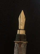 Vintage St Dupont fountain pen 18ct 750 Gold Nib And Body Only Paris- Never Used