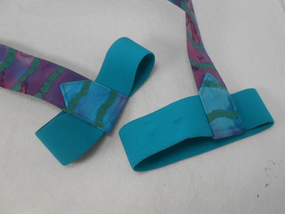 Yoga Mat Carrier with Elastic Bands in Turquoise Batik Print